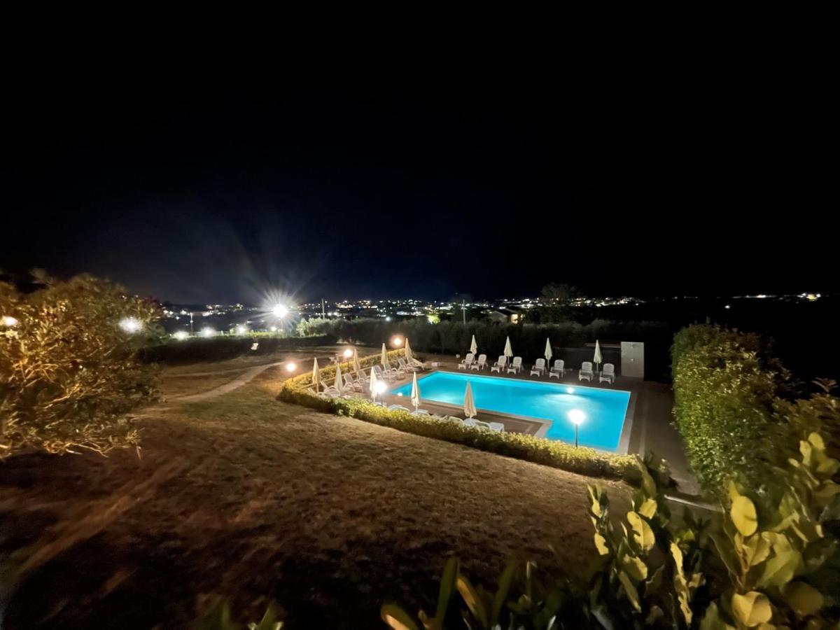 Vigneto - Italian Restaurant & Bed & Breakfast Villa Rosa Di Martinsicuro